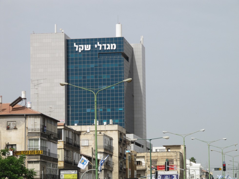 רחוב ז'בוטינסקי 168, בני-ברק.